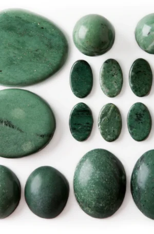 Jade Starter Stone Massage Set - 16 Stones